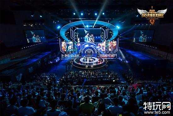 他在中左半 他在中左半