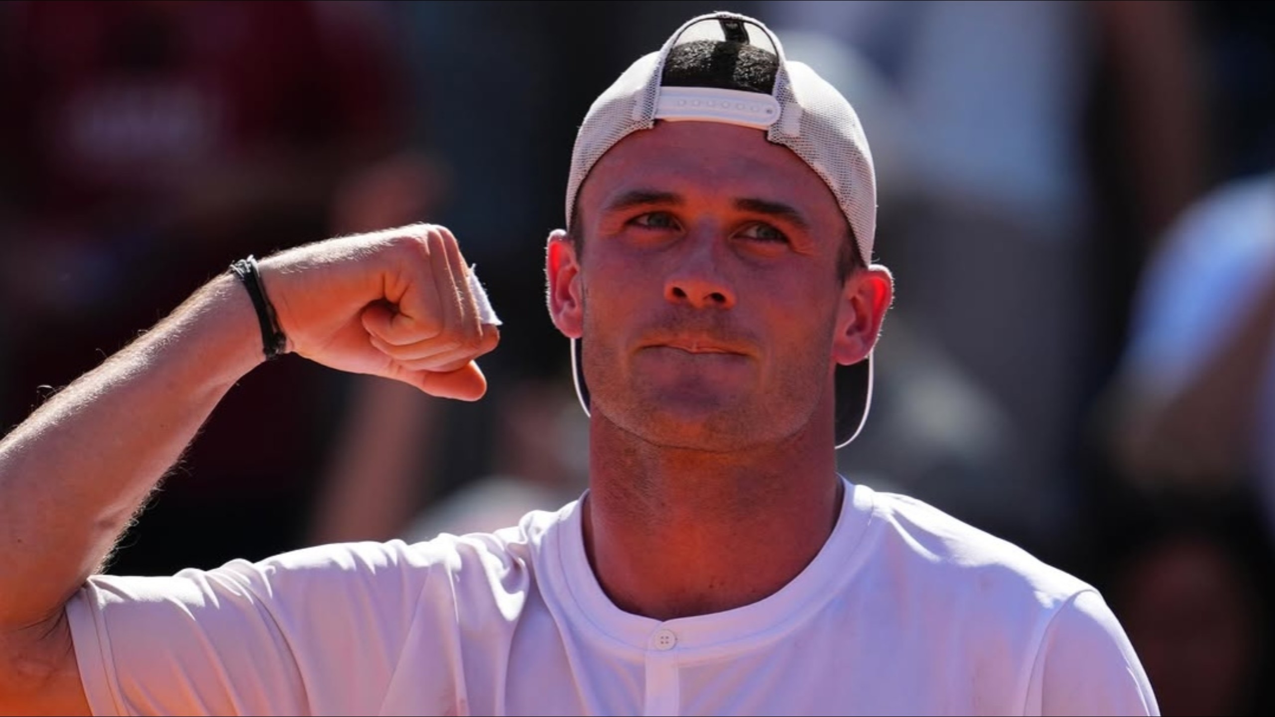 球队通过前 球队通过前