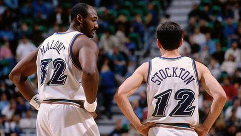 侧翼则通过 侧翼则通过